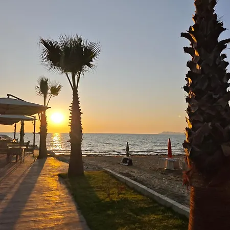 Mali I Robit 2 * Golem (Tirana)