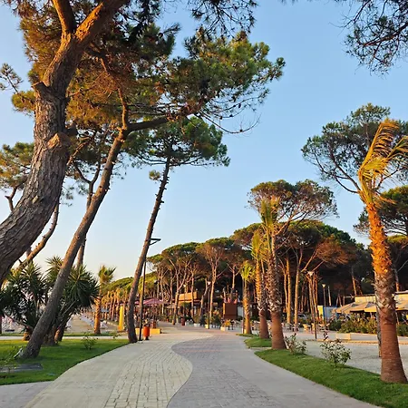 Apartment Mali I Robit 2 Golem (Tirana)