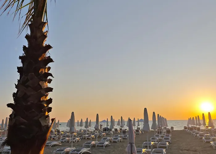 Mali I Robit 2 Golem (Tirana)