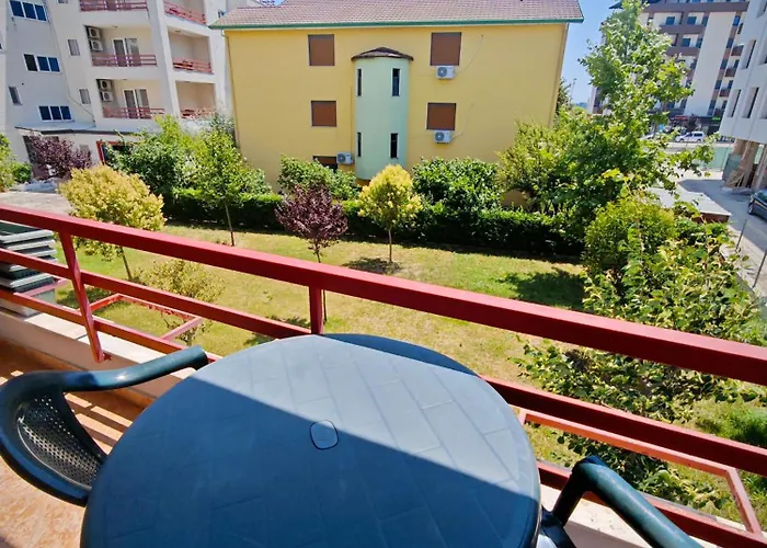 Apartment Mali I Robit 2 *