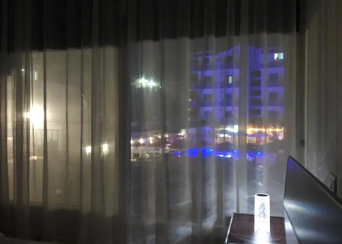 Apartment Mali I Robit 2